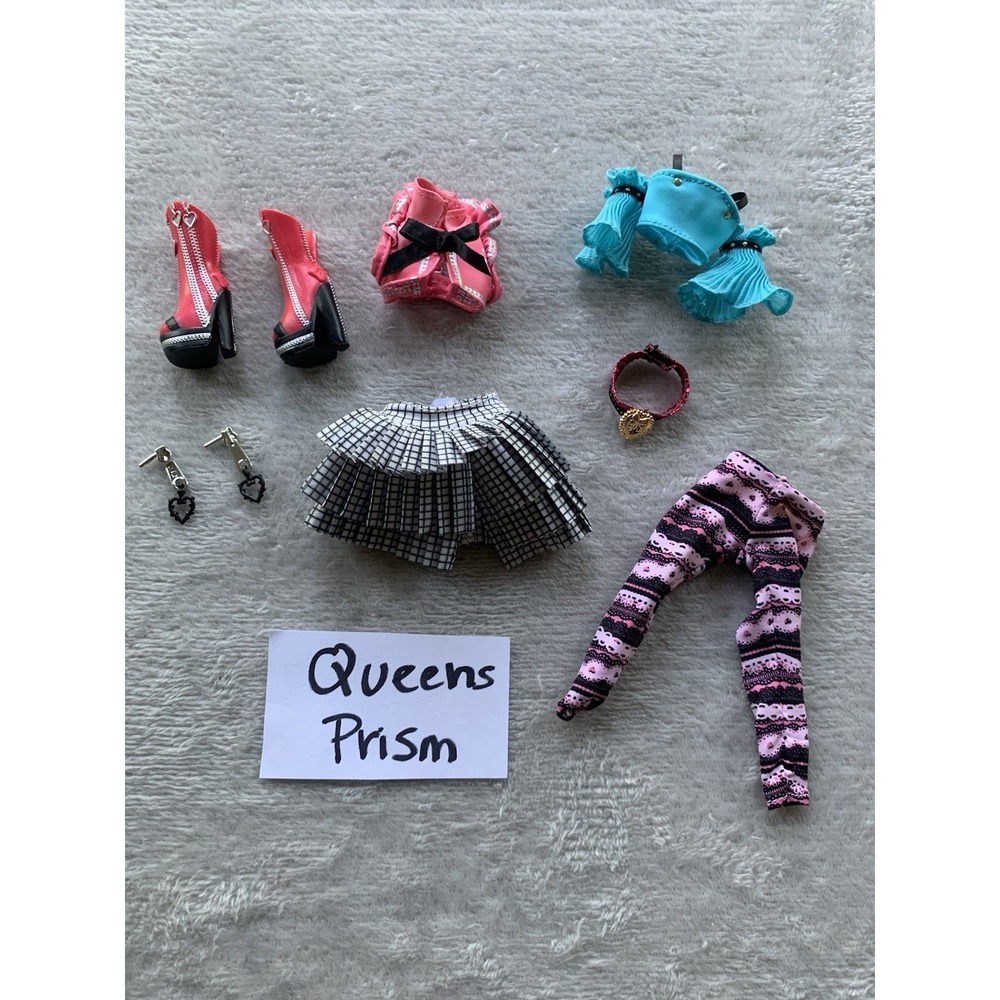 Lol Surprise OMG Queens Doll Replacement Outfit & Red Boots